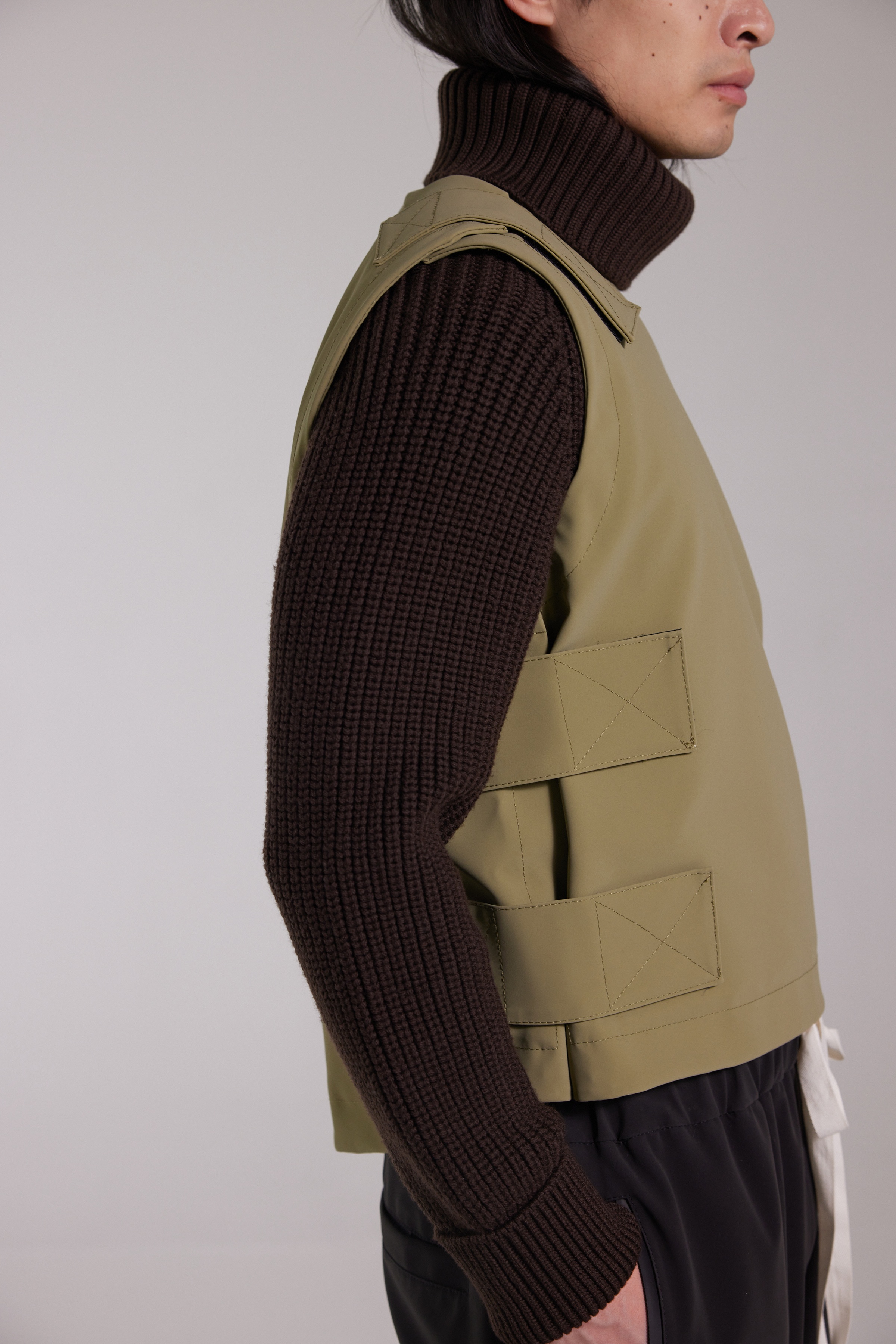 Peace Matte Vest Aloe - 3