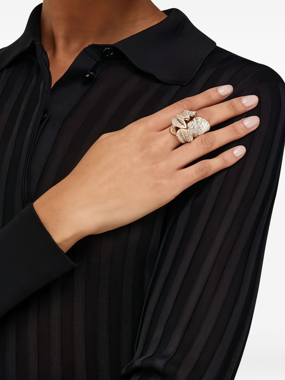 crystal-embellished ruffled ring - 2