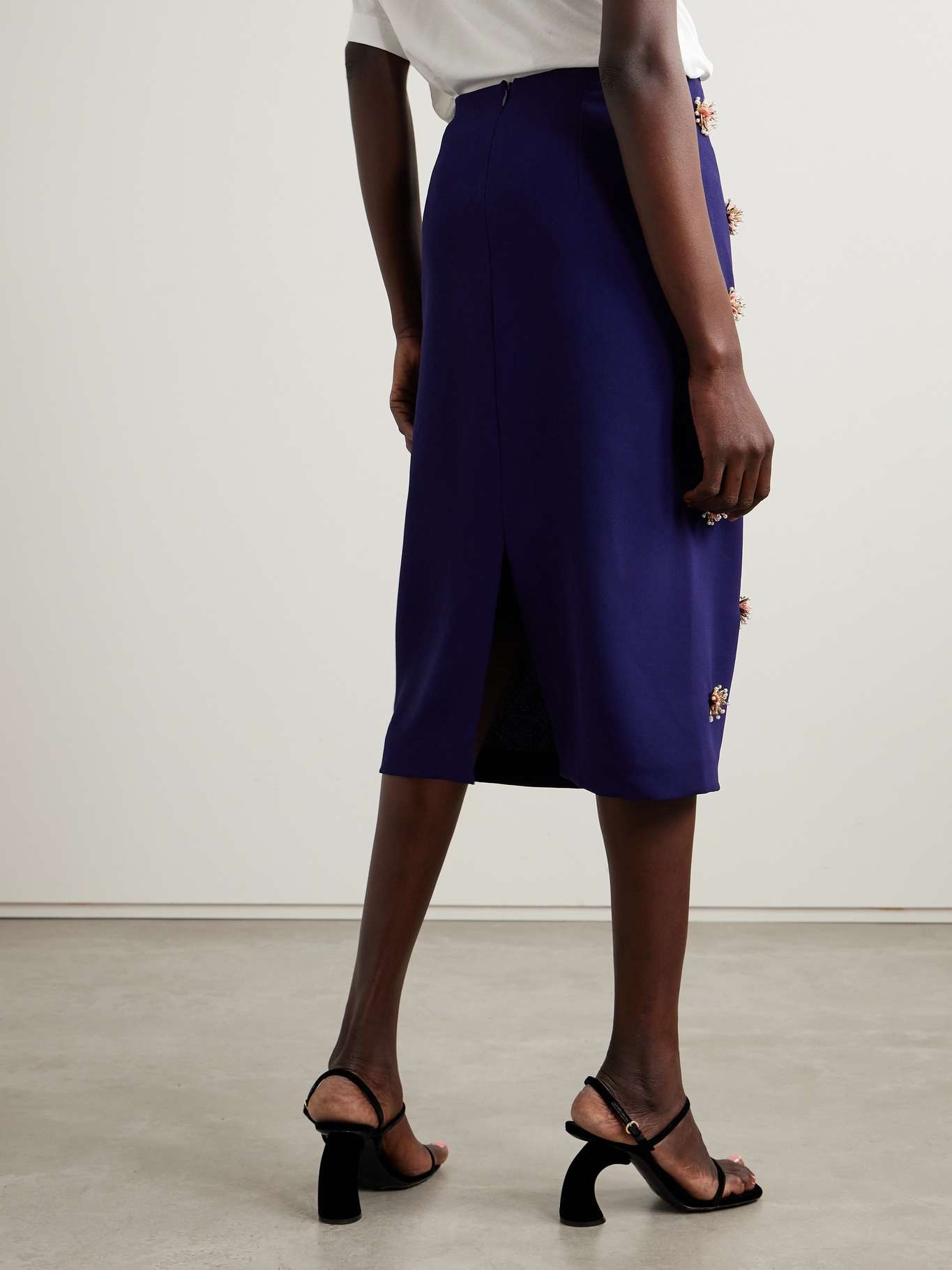 Appliquéd crepe midi skirt - 3