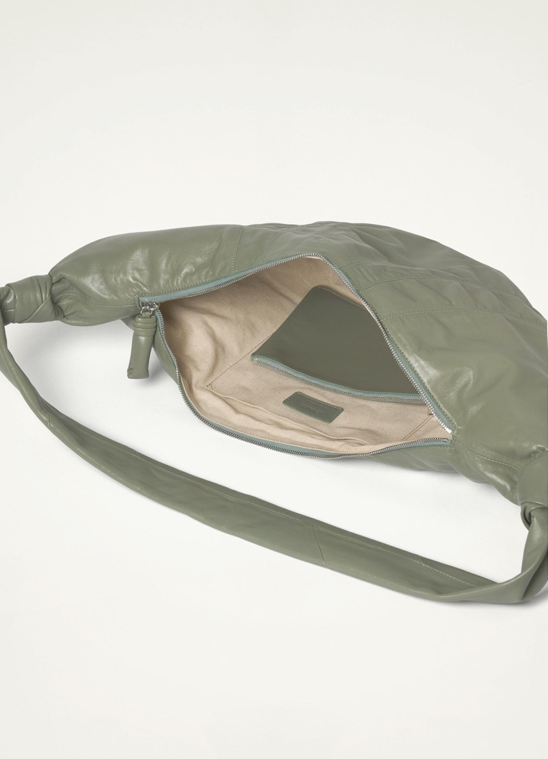 LARGE CROISSANT BAG
SOFT NAPPA LEATHER 5