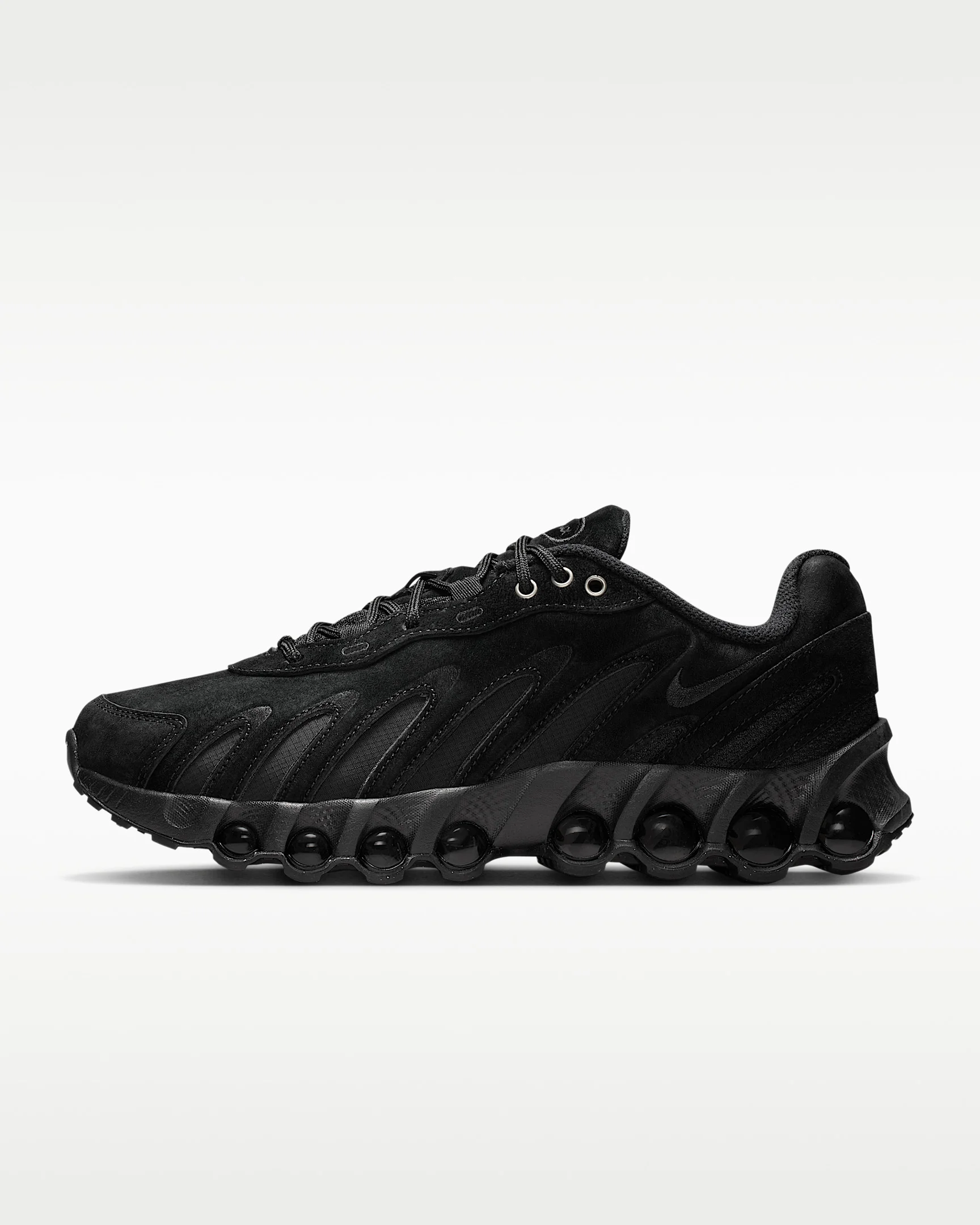 Nike Air Max Dn8 Leather Women's Shoes - 1