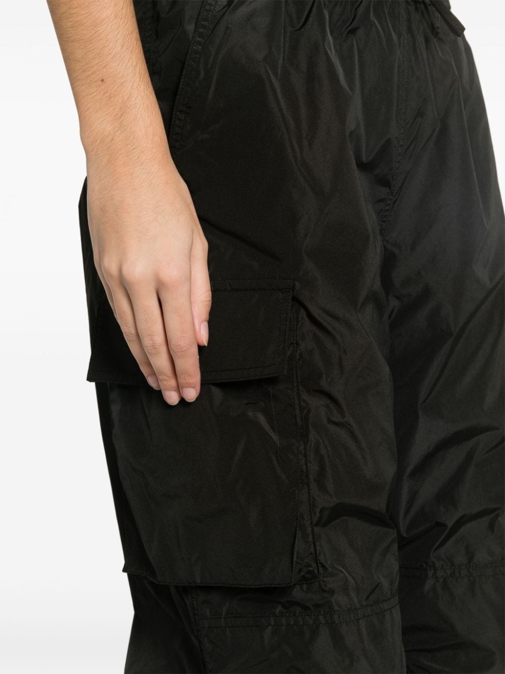 cargo-pockets crepe trousers - 5