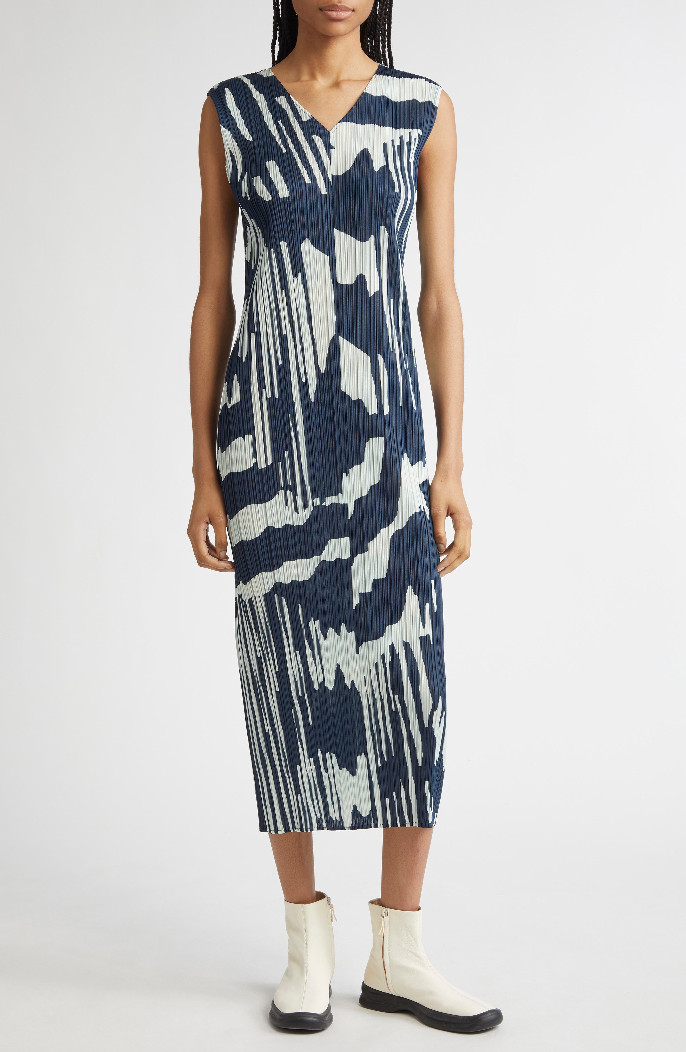 Pleats Please Issey Miyake Refraction Print Pleated Midi Dress in Grayish Navy at Nordstrom - 1