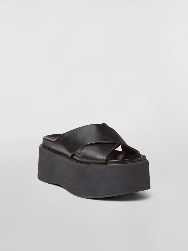 CRISS-CROSS WEDGE IN BLACK CALF LEATHER - 2