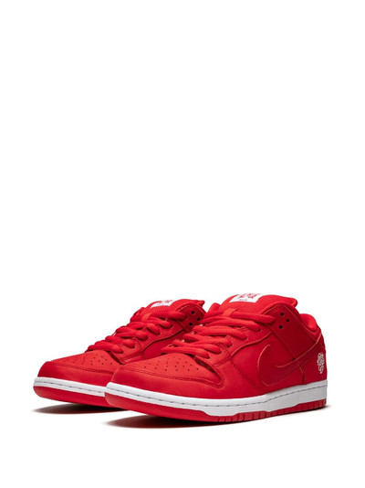 Nike SB Dunk Low Pro QS sneakers outlook