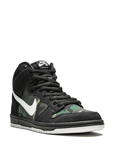 Nike SB Dunk High Pro sneakers outlook