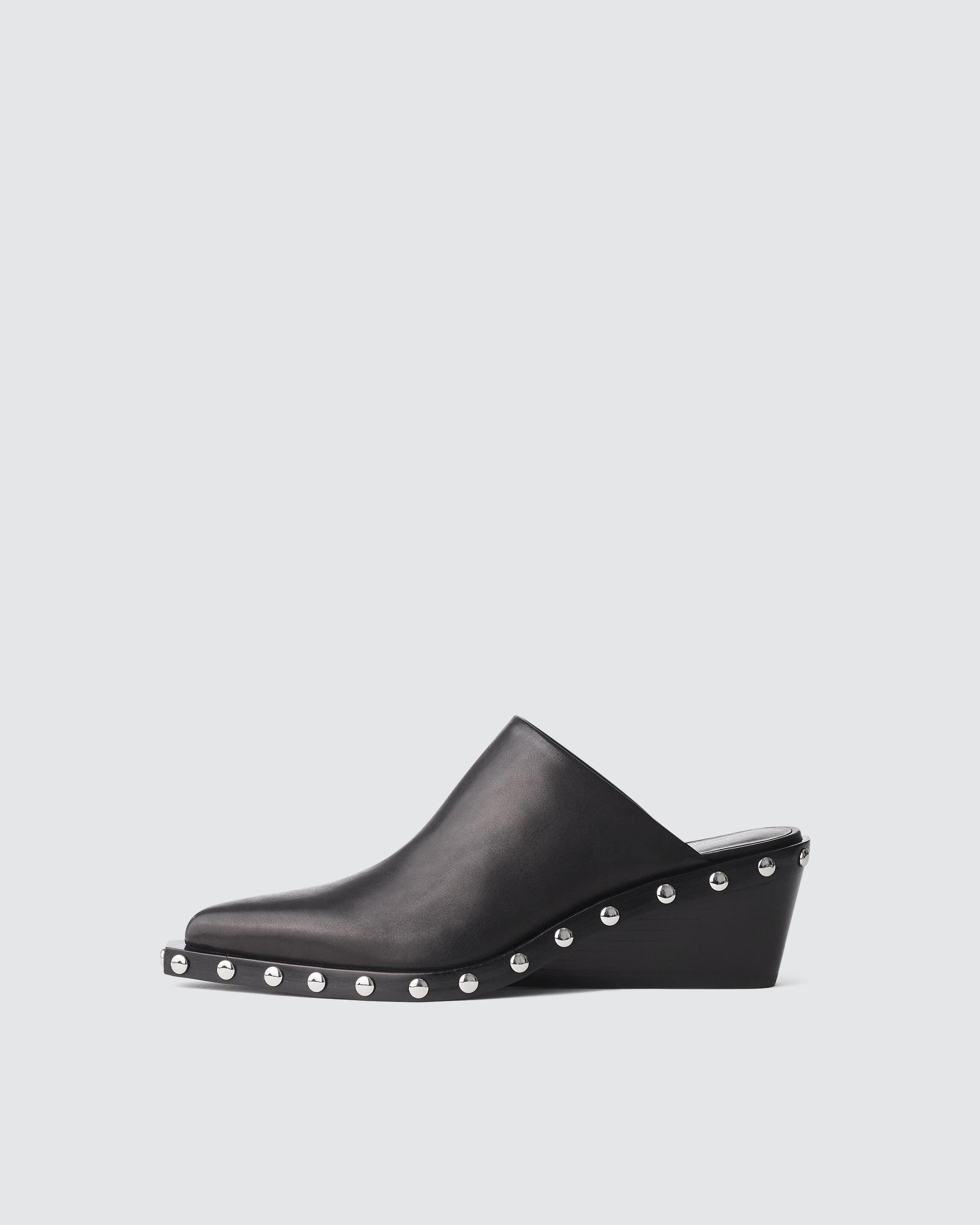 Santiago Mule - Leather
Wedge Heel - 1