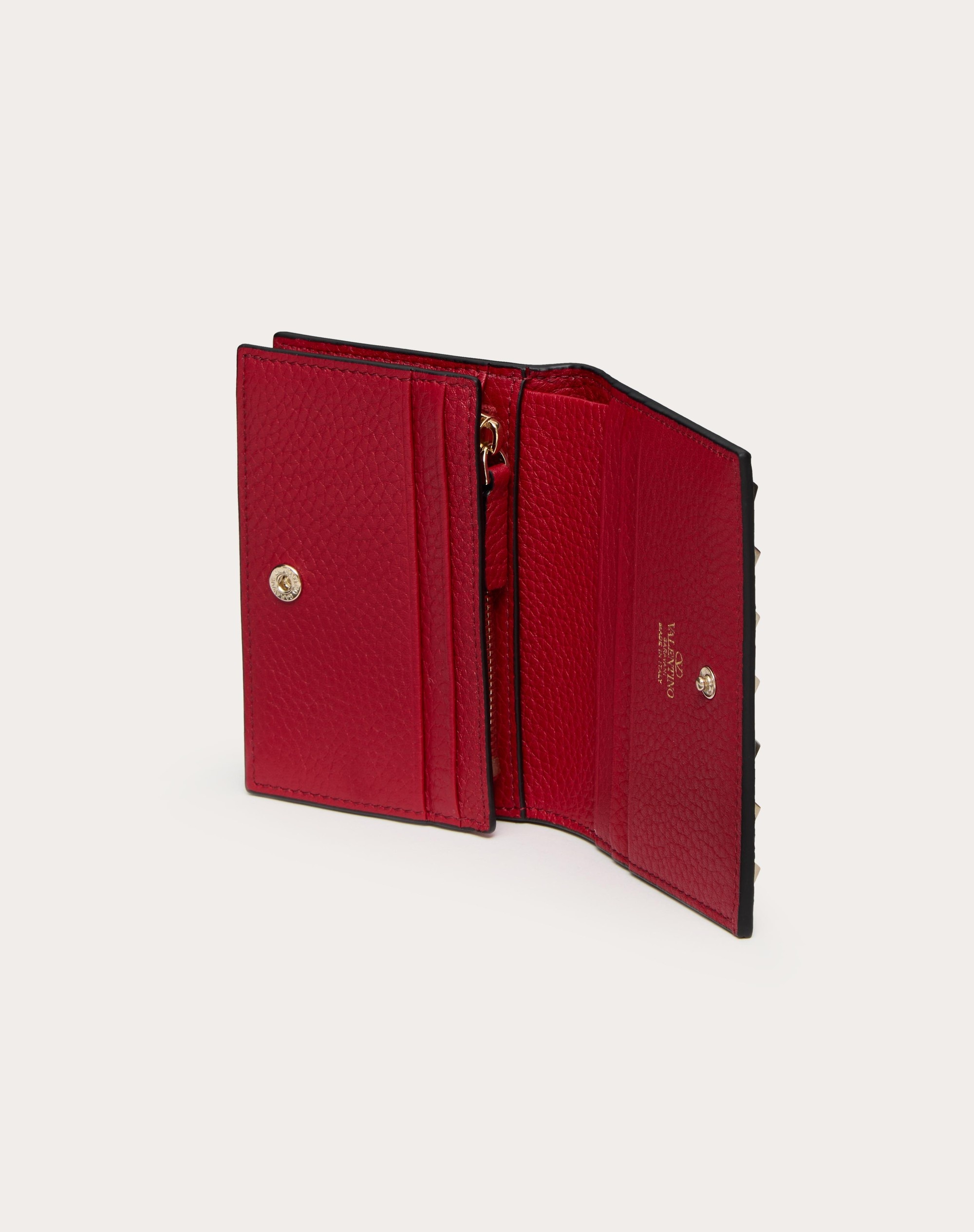 SMALL ROCKSTUD GRAINY CALFSKIN WALLET - 5