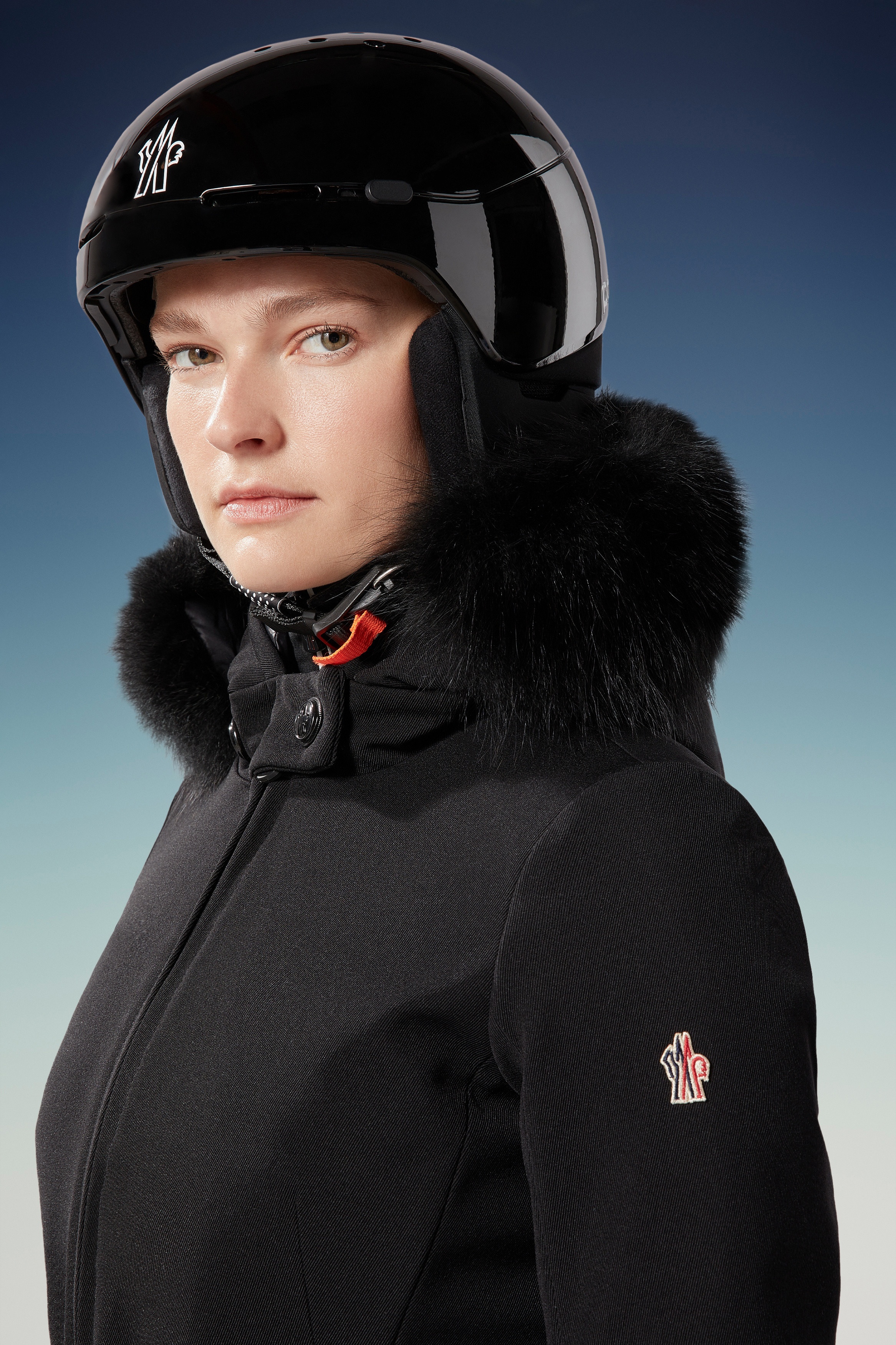 Moncler ski helmet hotsell