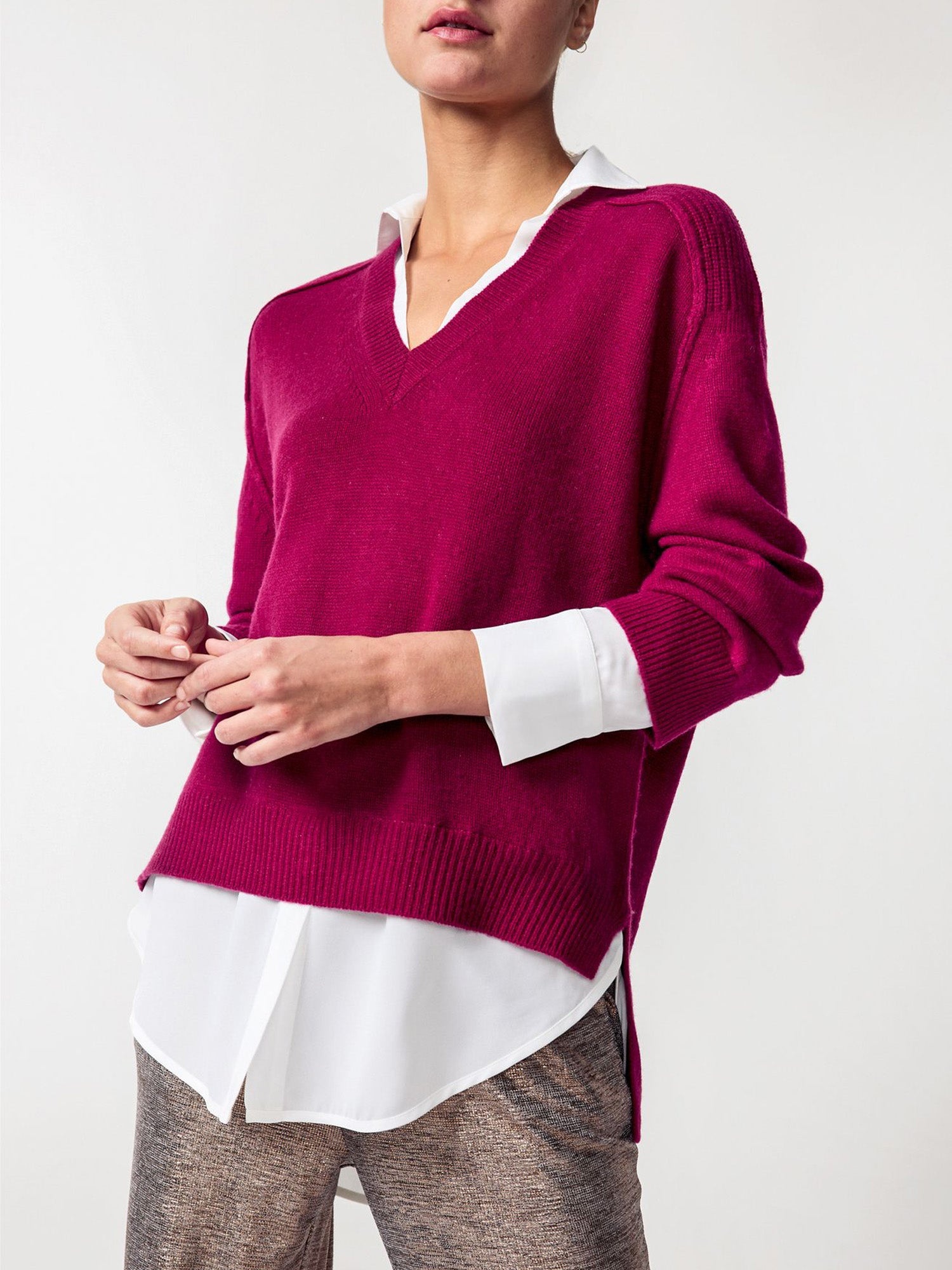 The Looker Layered V-Neck - 4