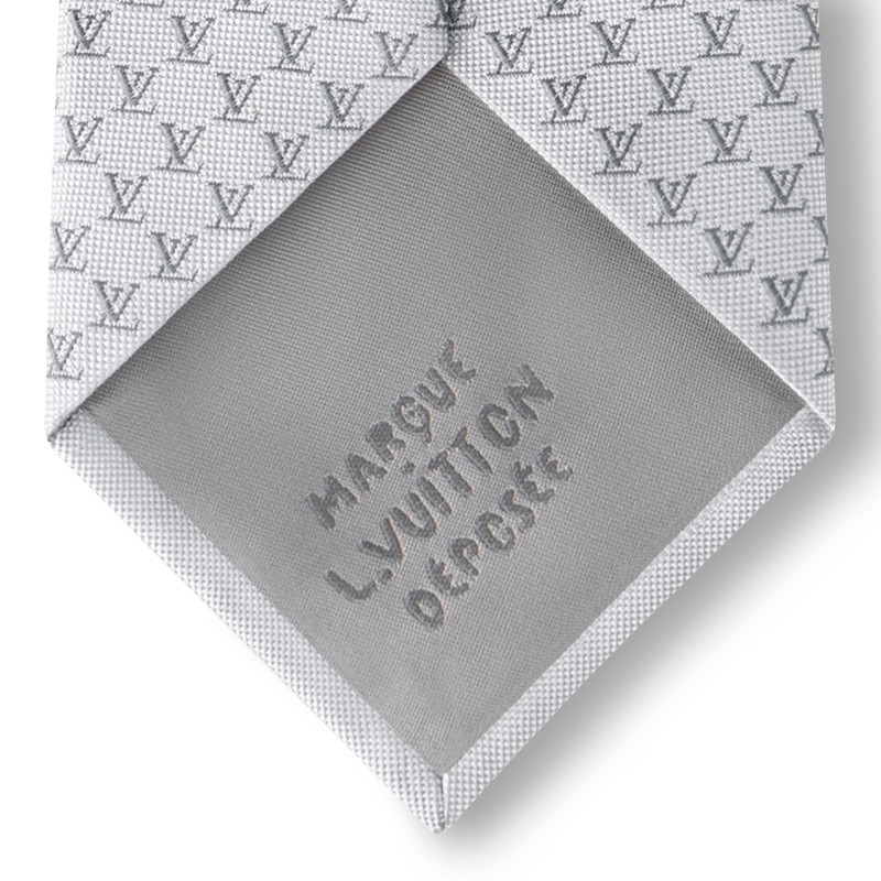 LV Fishnet Tie 4