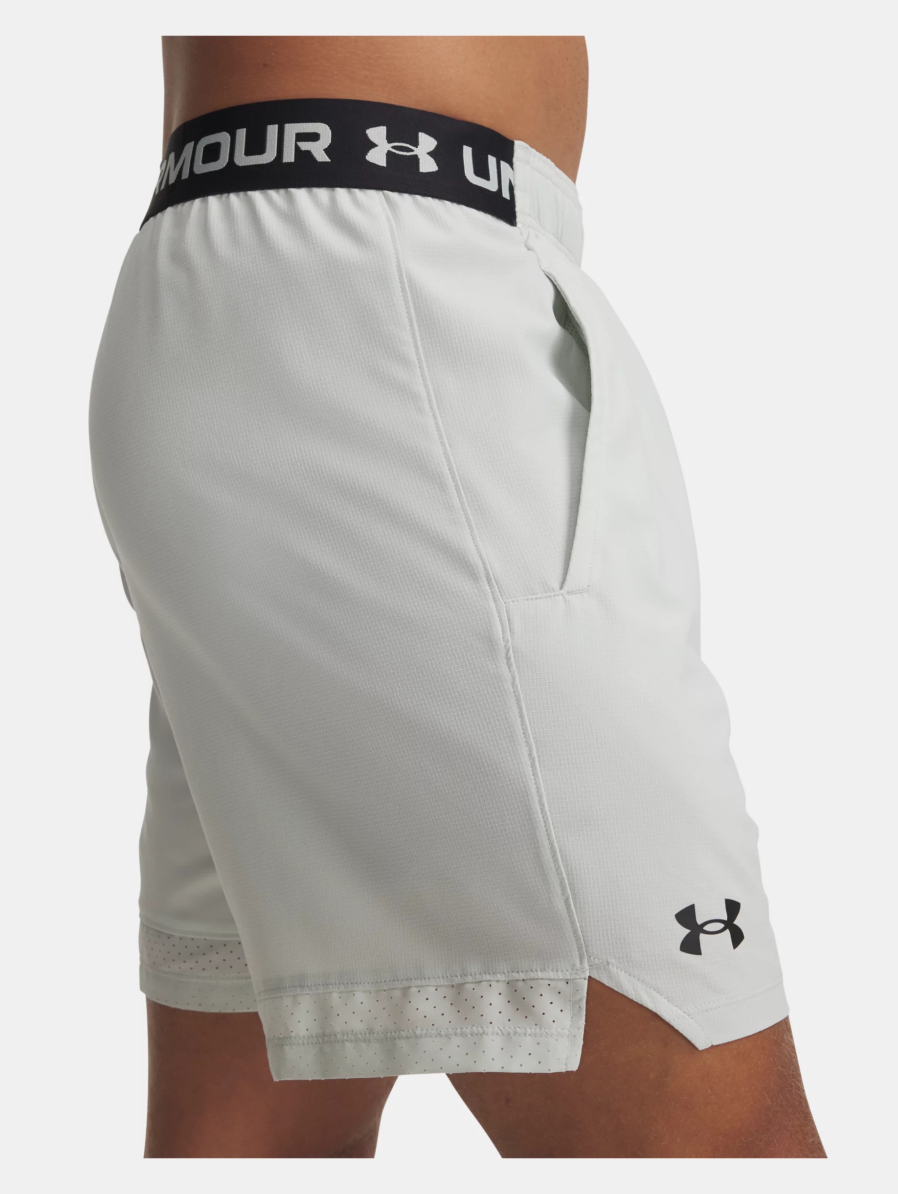 UA Vanish Woven - 4