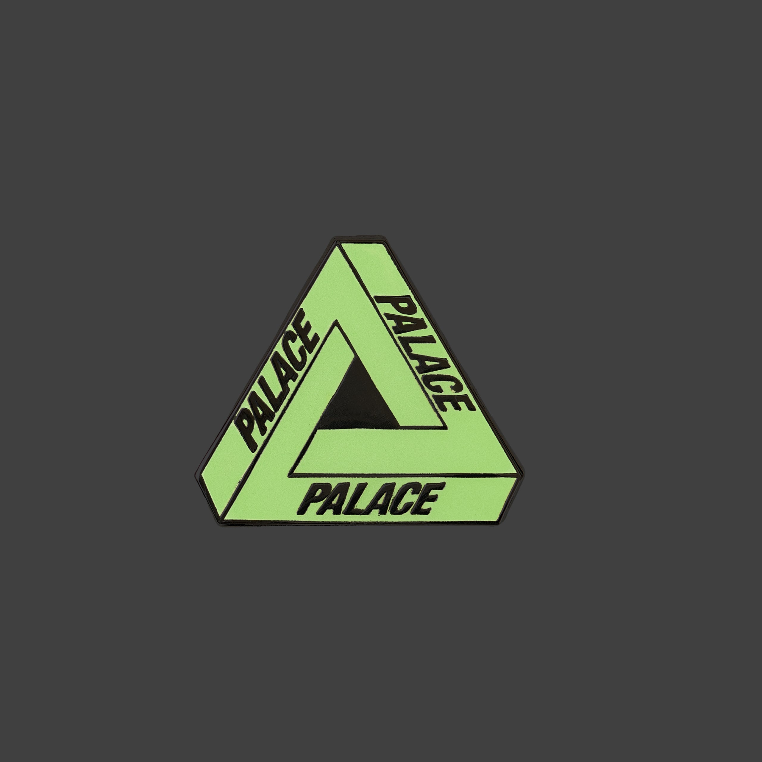 TRI-FERG GLOW PIN BADGE GLOW IN THE DARK - 2
