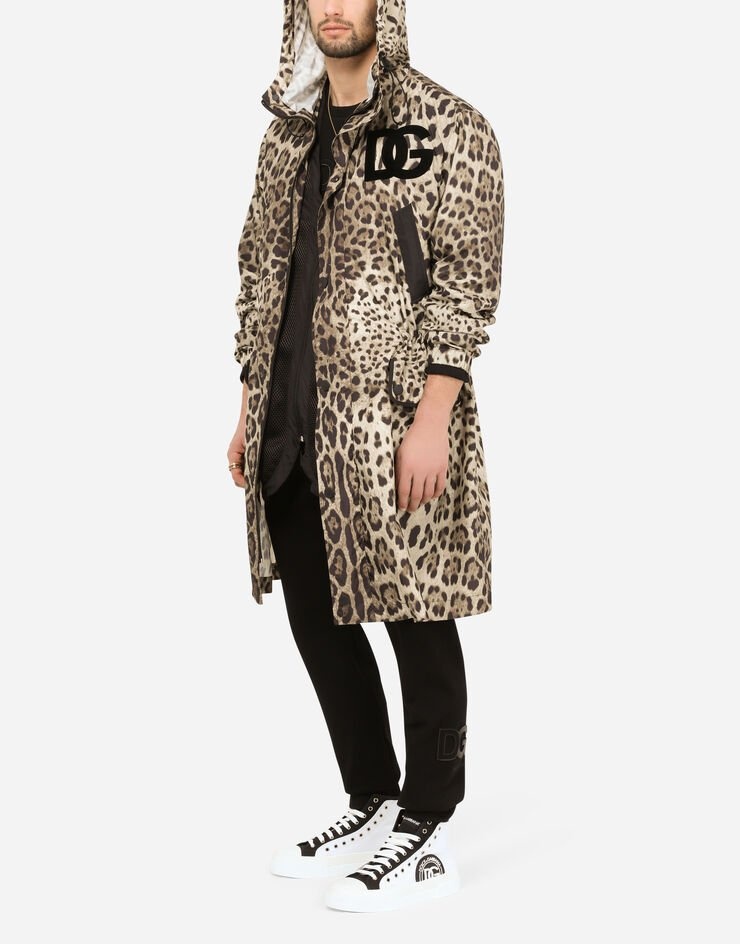 Hooded nylon parka with leopard print - 6