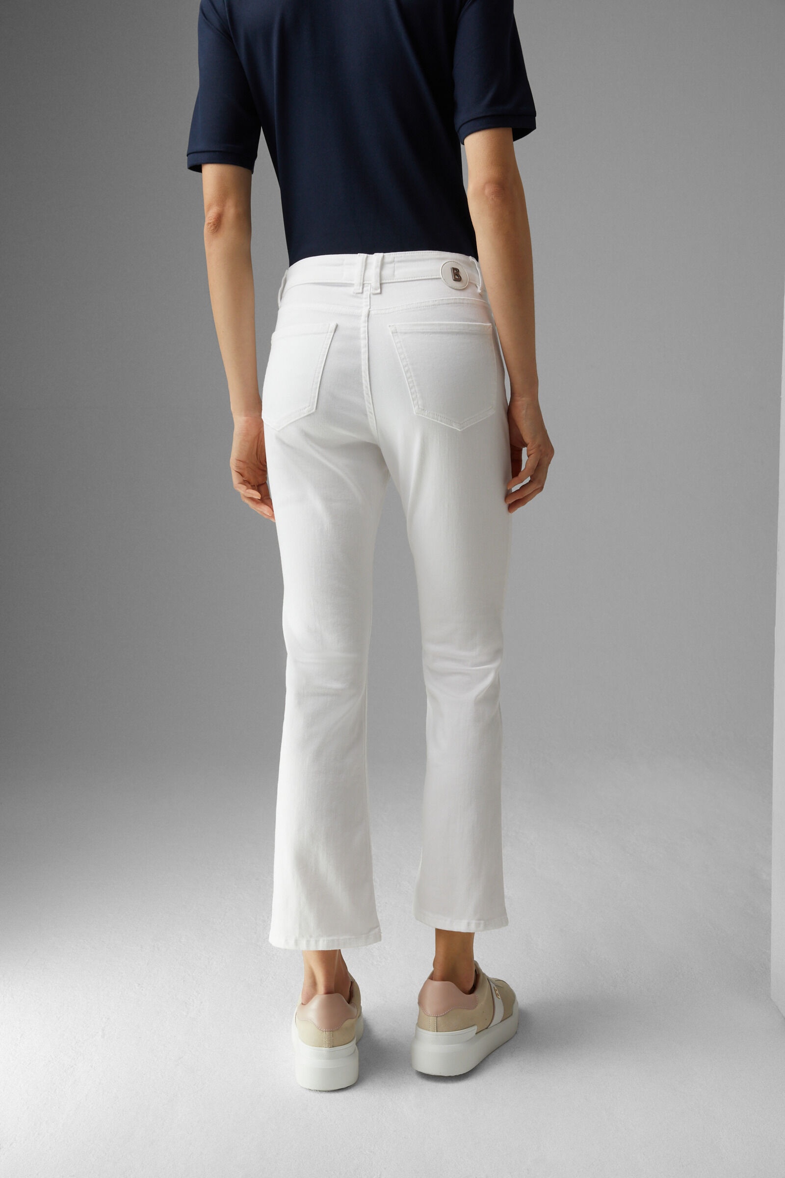 Julie 7/8 flared fit jeans in White - 3