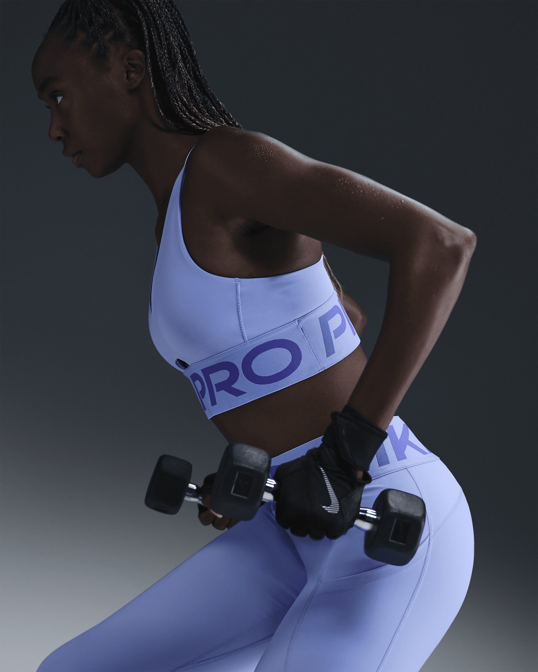 Nike Pro Indy Plunge Women's Medium-Support Padded Sports Bra - 3