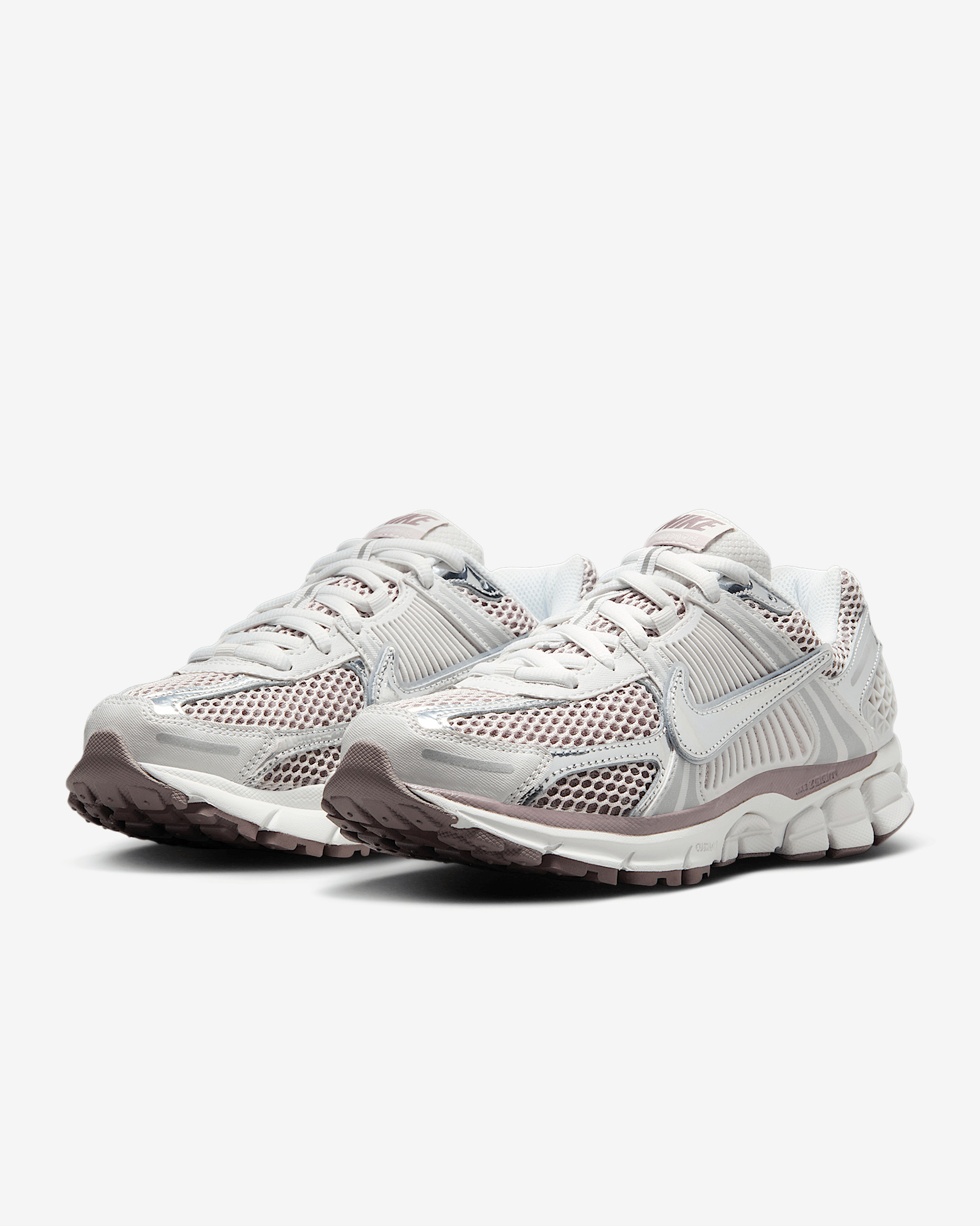 Nike Zoom Vomero 5 Women's Shoes - 5