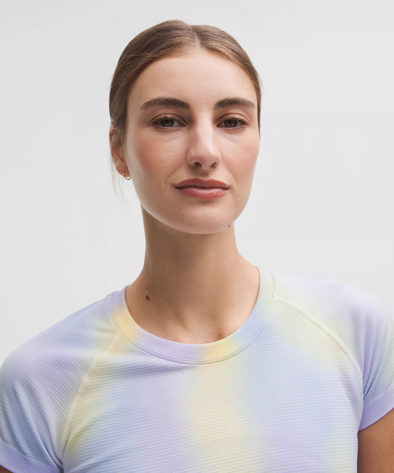 Swiftly Tech Short-Sleeve Shirt 2.0 Hip Length *Wash 4