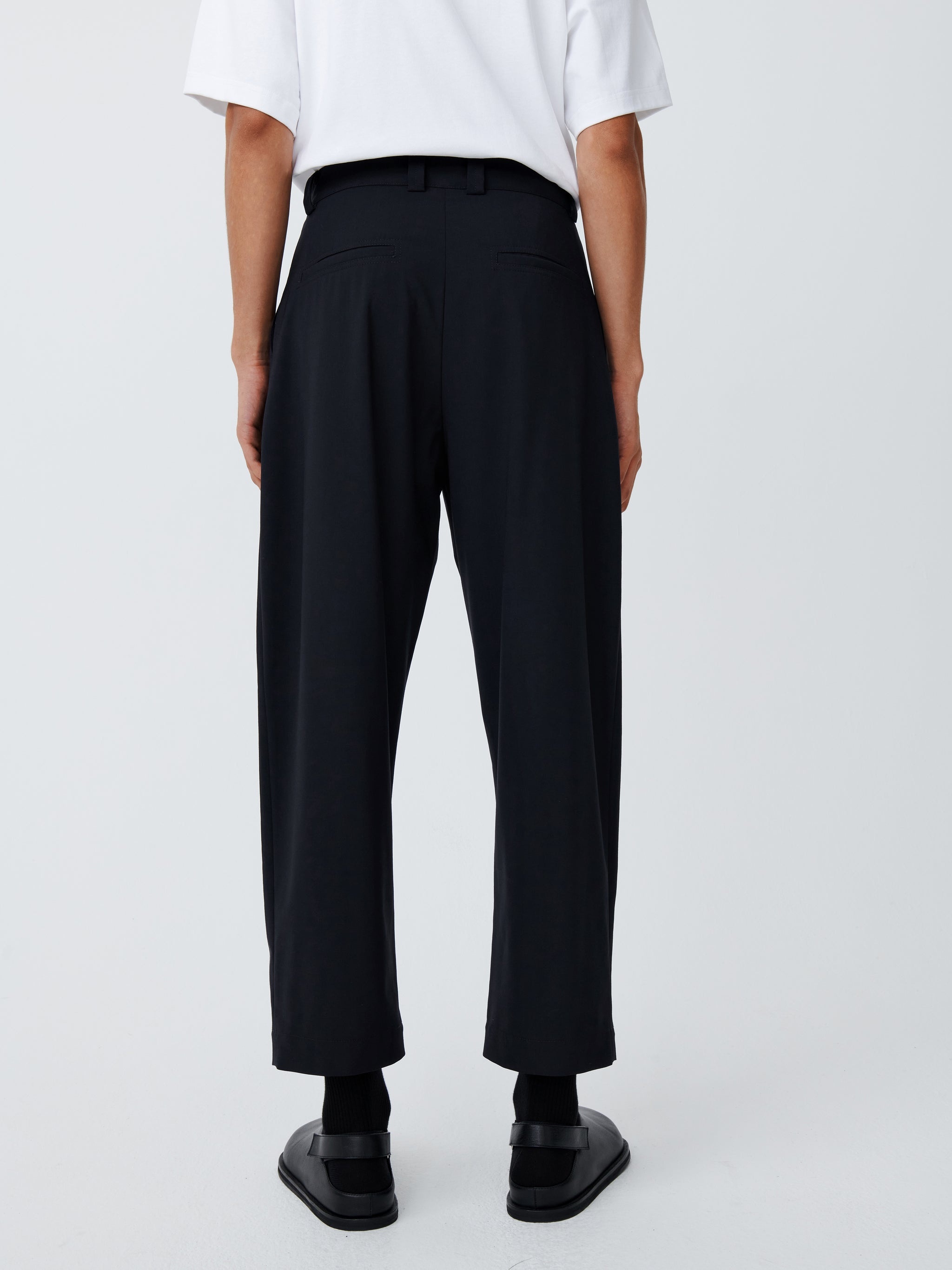 Tuck Tropical Wool Pant - 8