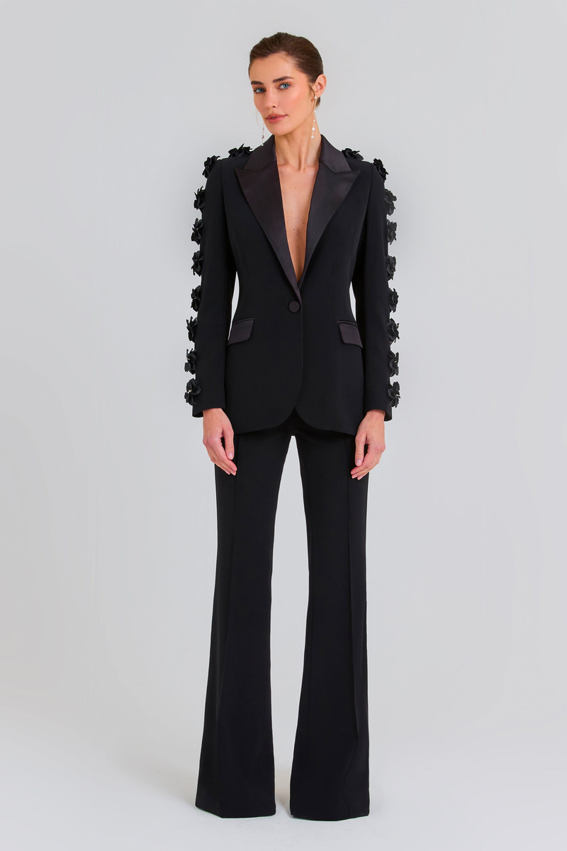 Leonie Black Blazer 1