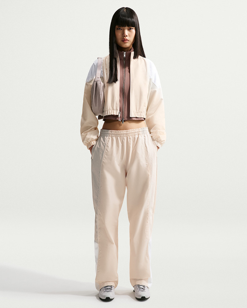 Nike Sportswear Women's Oversized Mid-Rise Track Pants 1