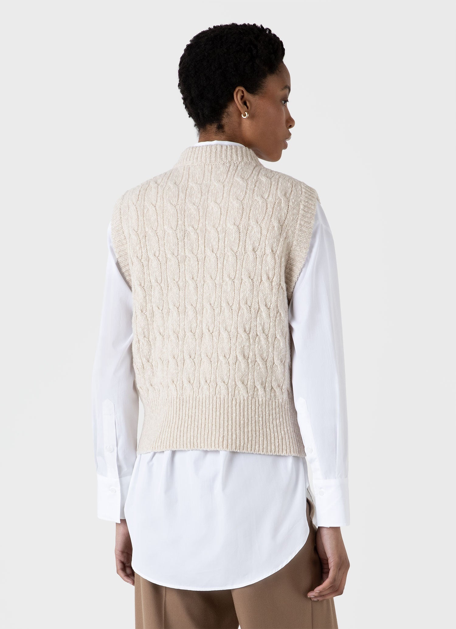 Cable Knit Vest - 3