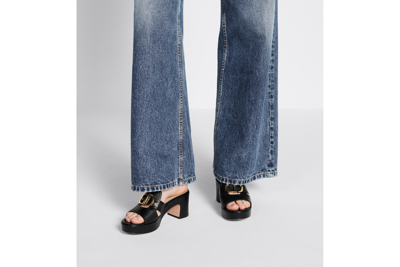 Dior 30 Montaigne Platform Slide outlook