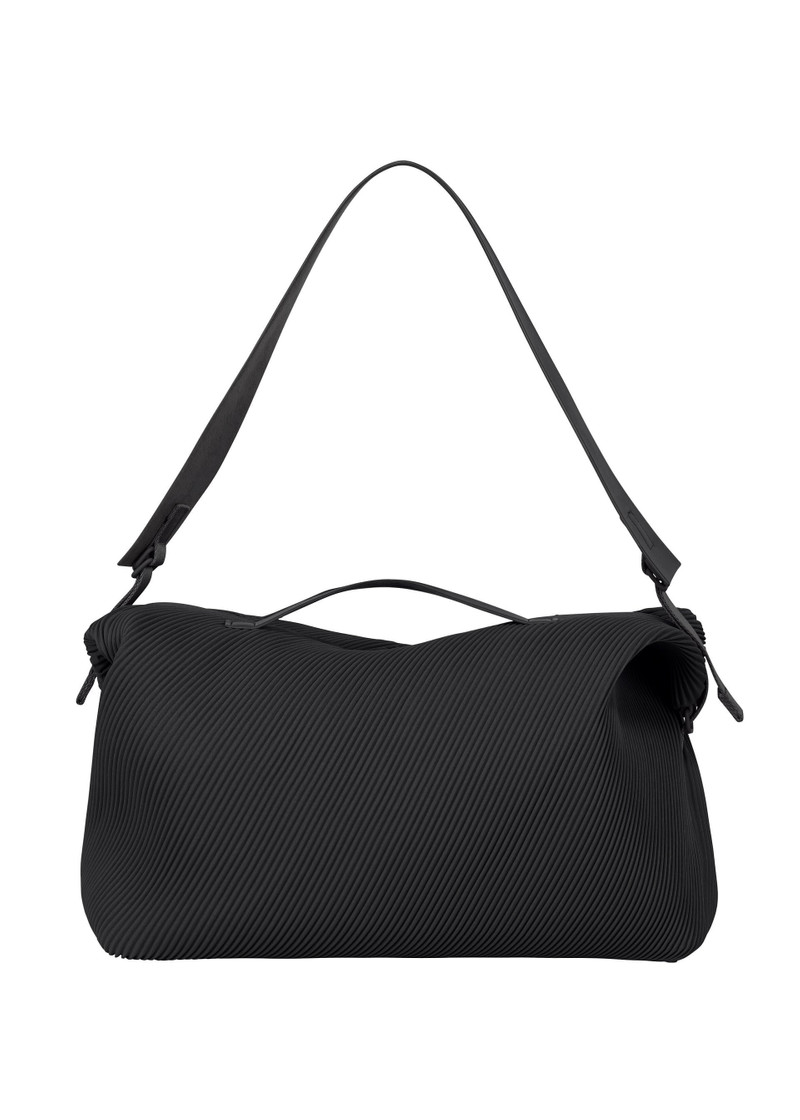 PLEATS TRAVEL BAG 1