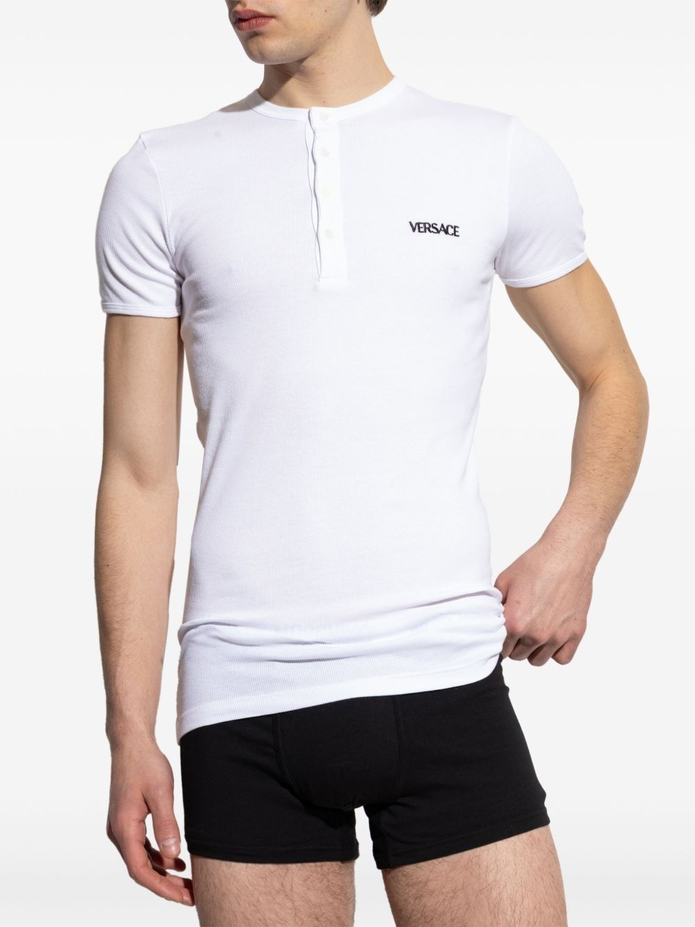 embroidered logo undershirt - 2