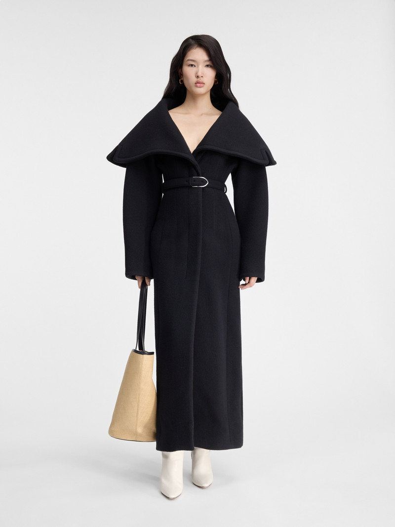 JACQUEMUS Le manteau Caruso outlook