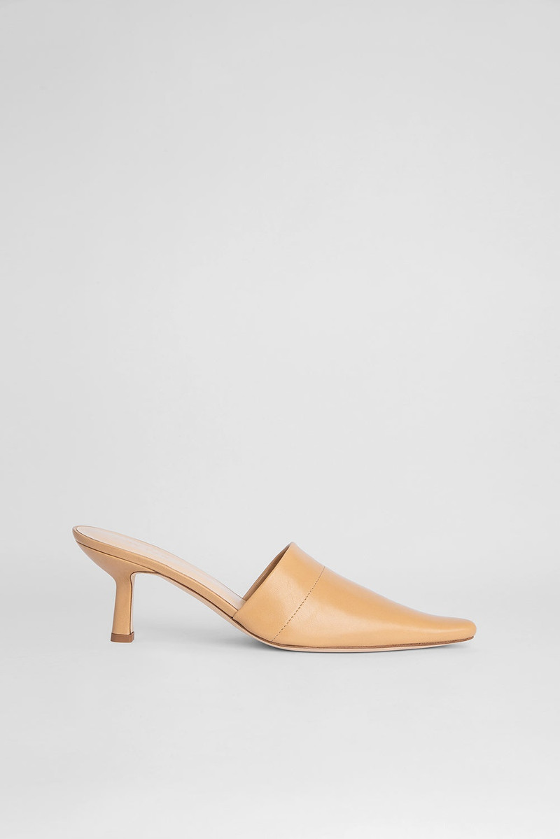 Cynthia Nude Leather 1