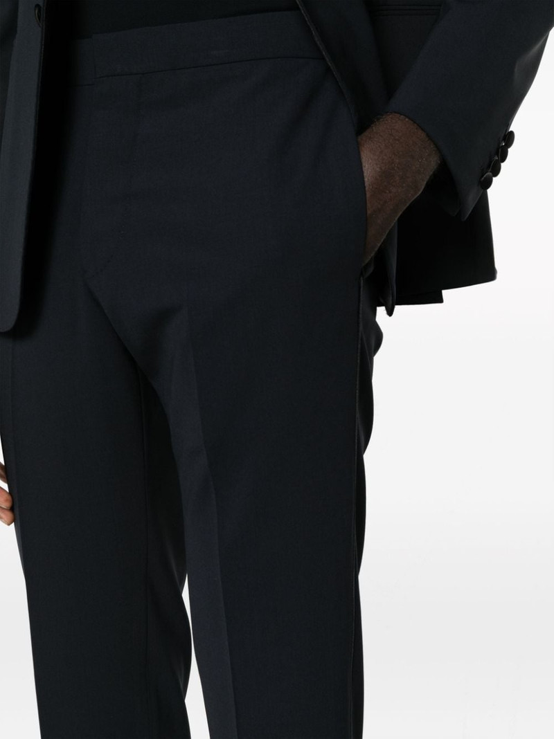 peak-lapels wool blend suit 6