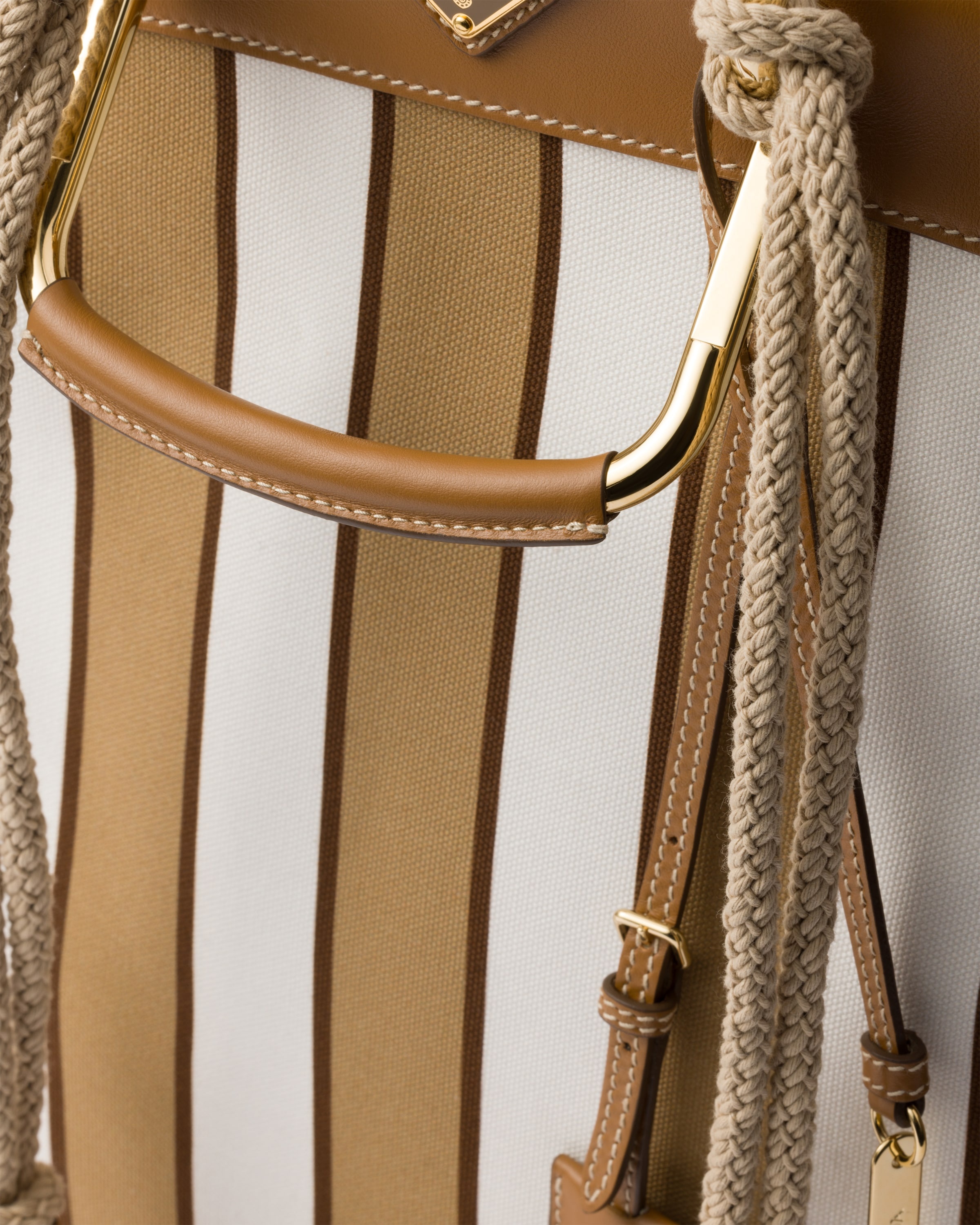 Large printed canvas and leather tote bag - 5