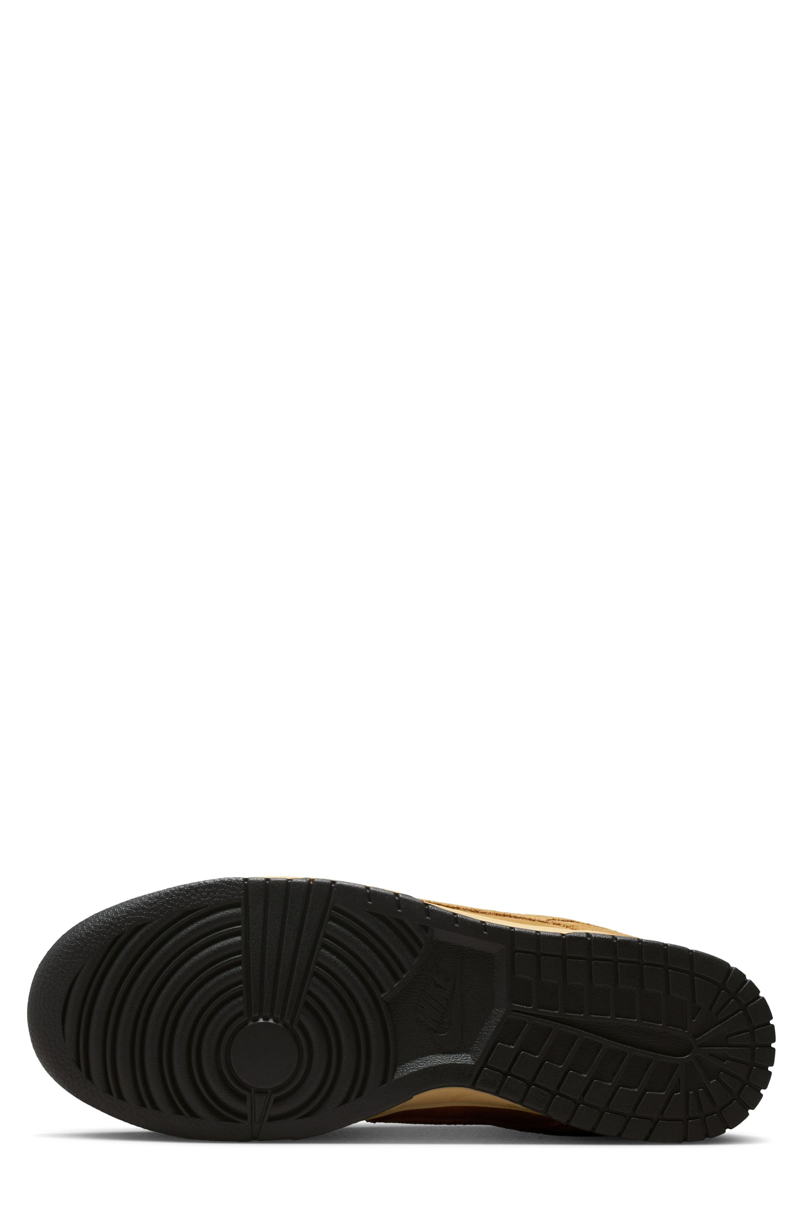 Nike Dunk Low SE Basketball Sneaker in Wheat/Black at Nordstrom - 4