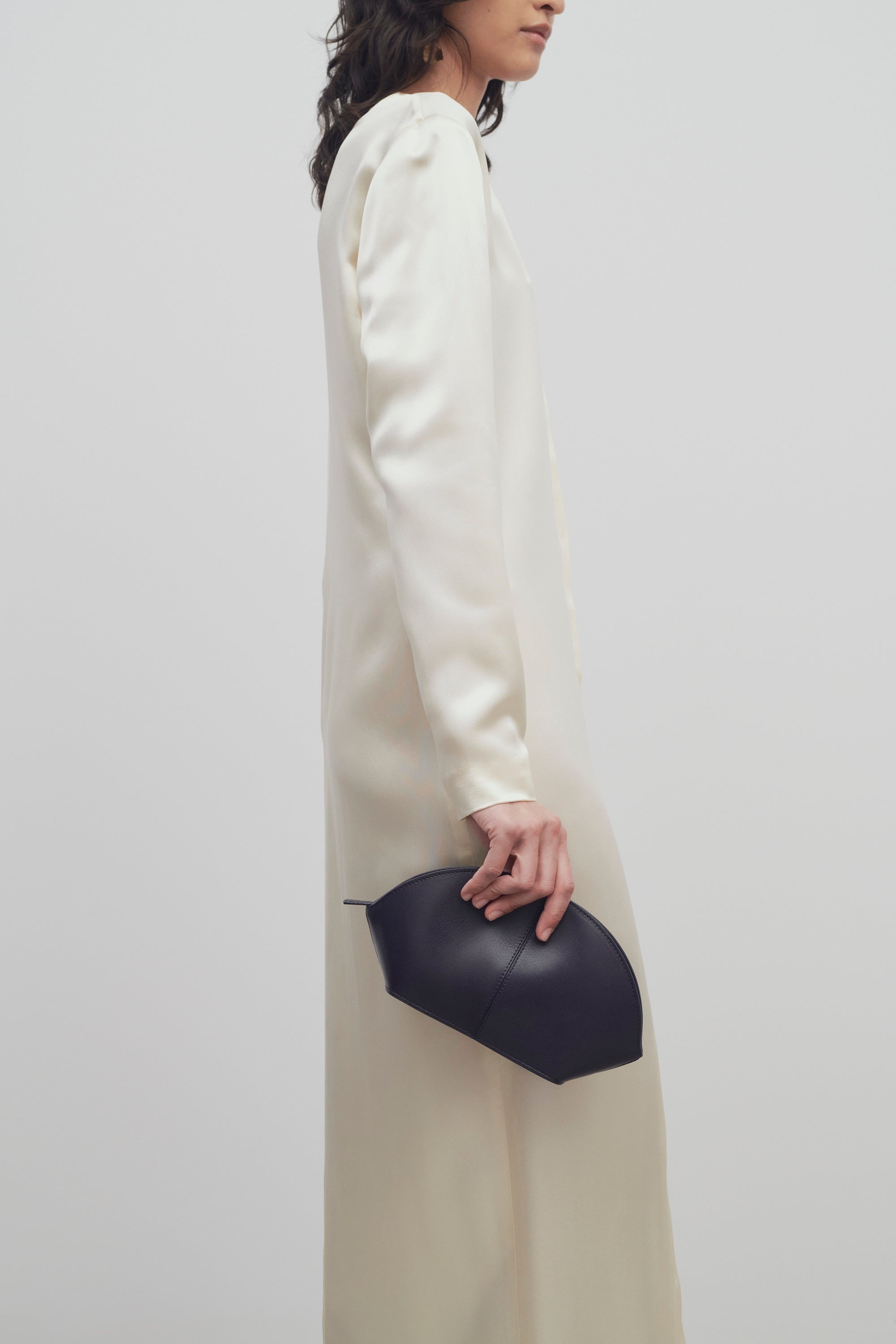 Mel Clutch in Leather - 4