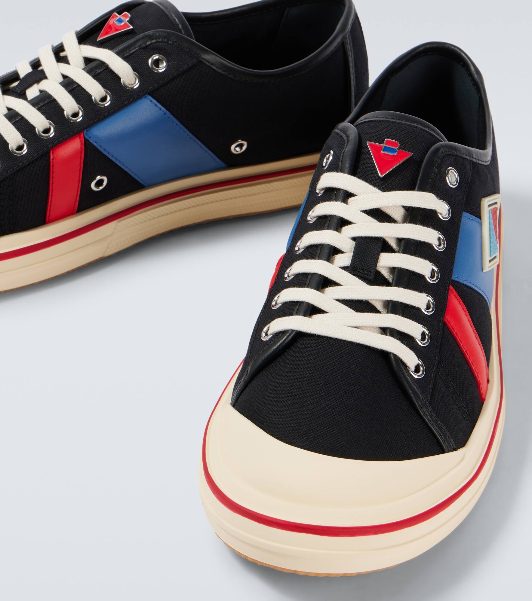 Eliot canvas low-top sneakers - 3