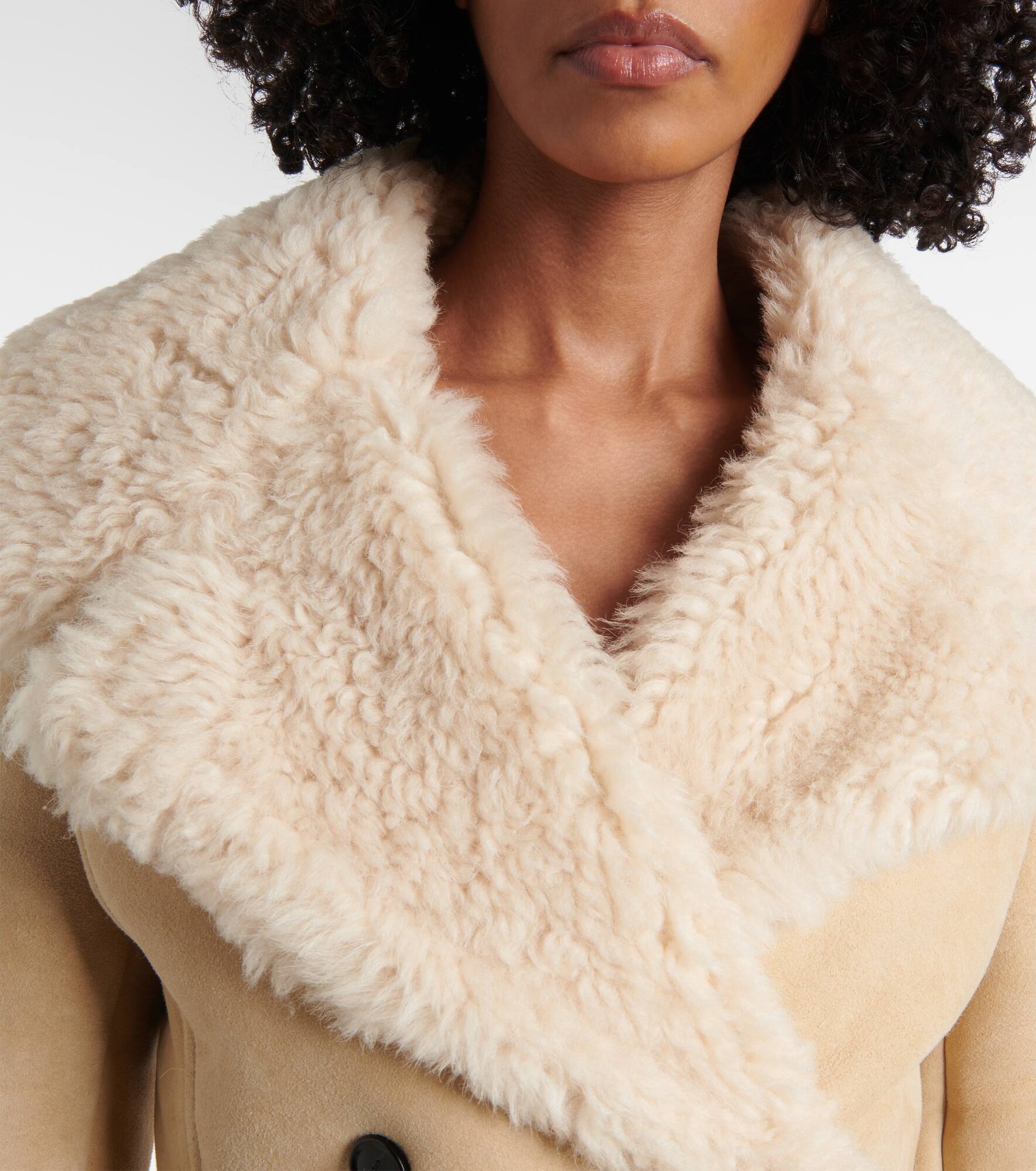 Shearling-trimmed suede coat - 4