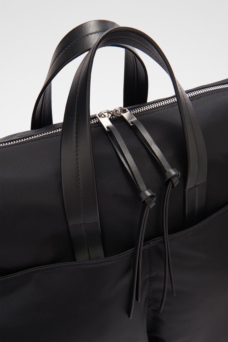 Flat Tote - 6