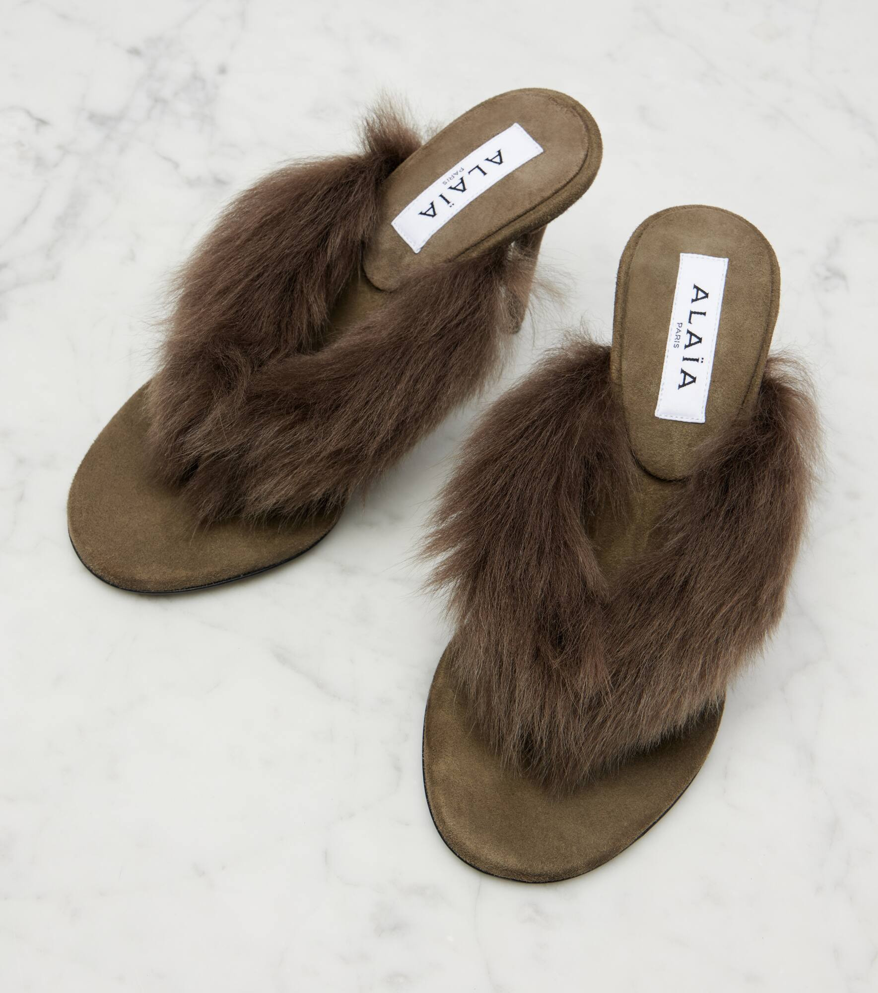 Boudoir shearling-trimmed thong sandals - 4