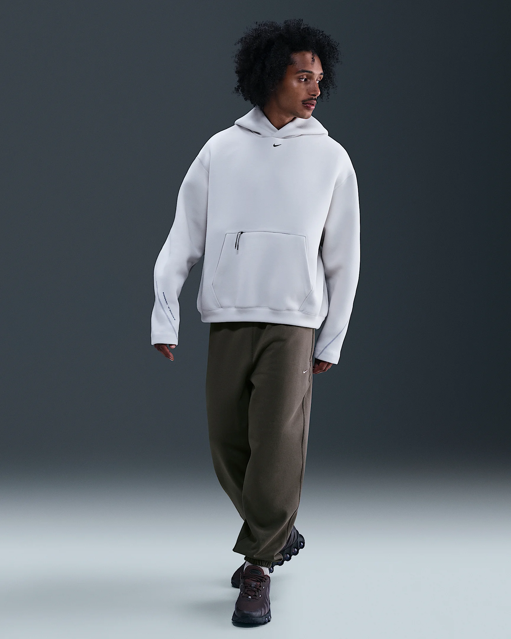 Nike Solo Swoosh Men's Cuffed Fleece Pants - 1