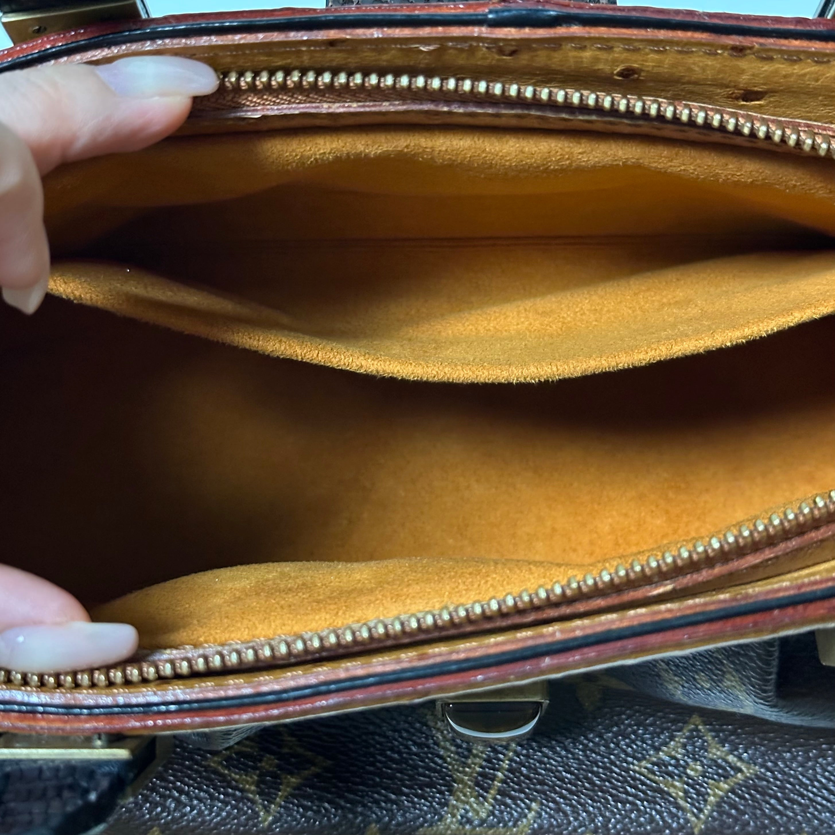 LOUIS VUITTON Fall Winter 2005 Dora Monogram Waltz Hand Bag - 9