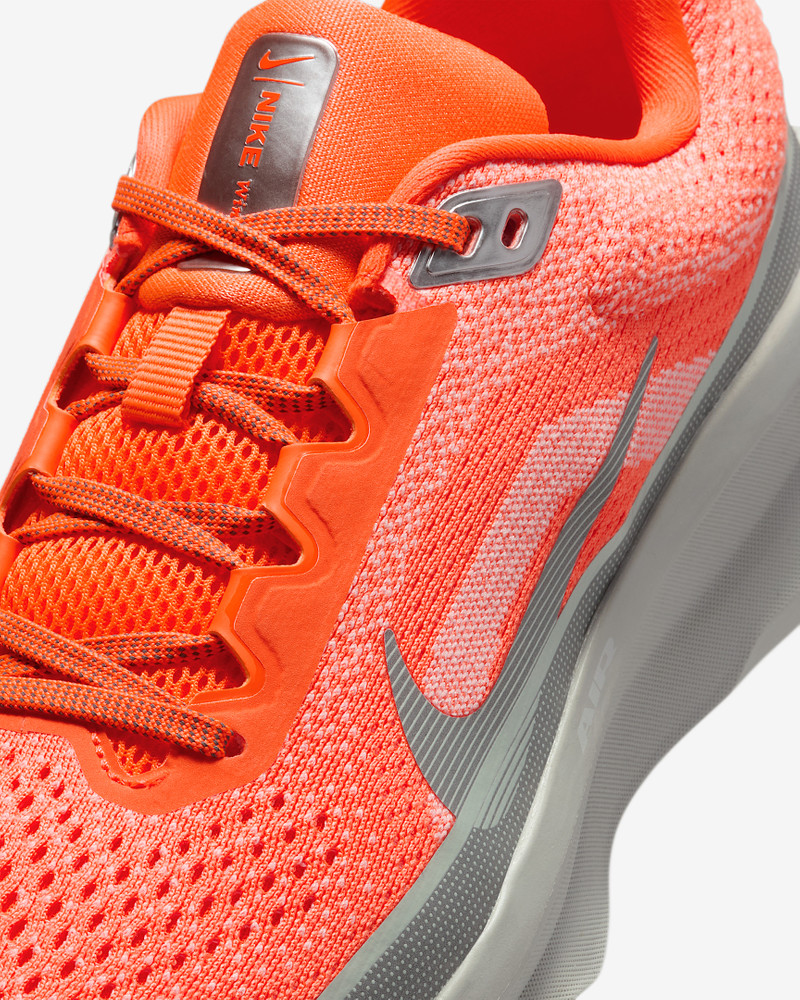 Nike Winflo 11 PRM Women's Road Running Shoes 7