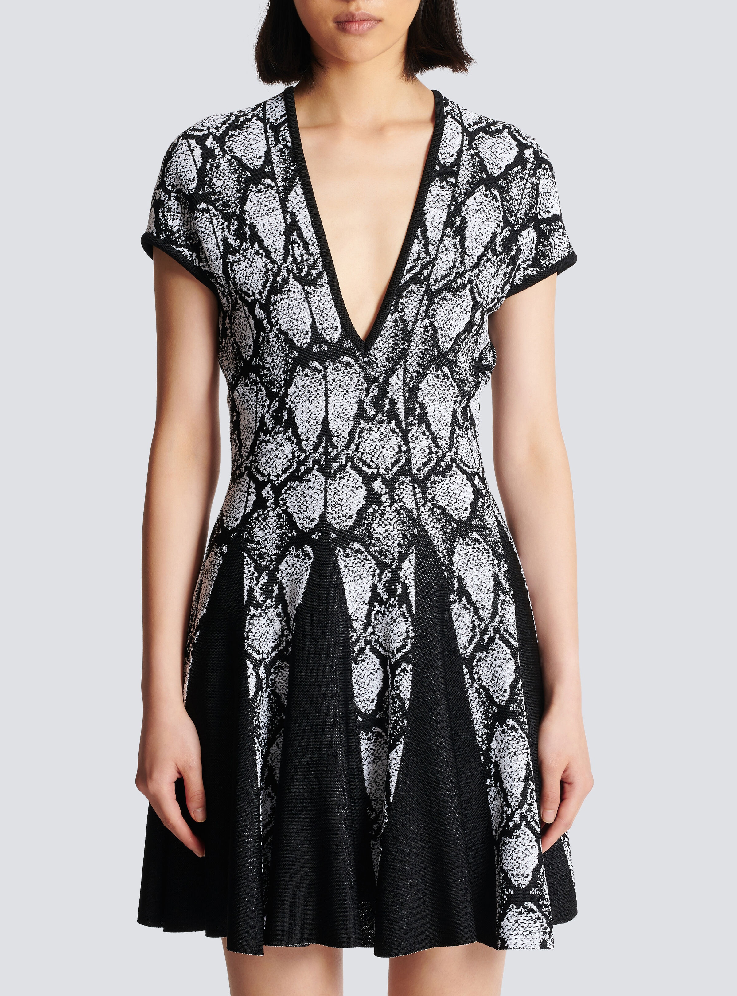 Snakeskin jacquard dress - 5