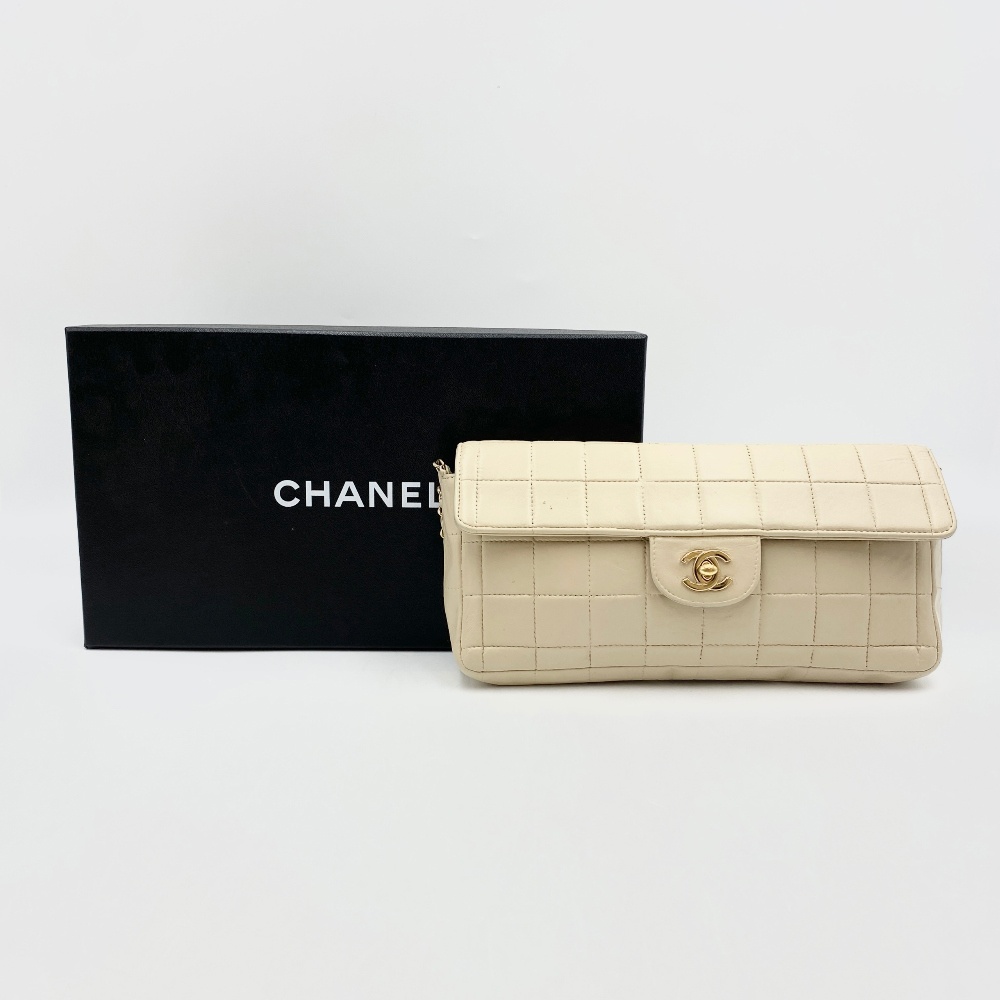 Chanel No.7 Beige Chocolate Bar Bag - 12