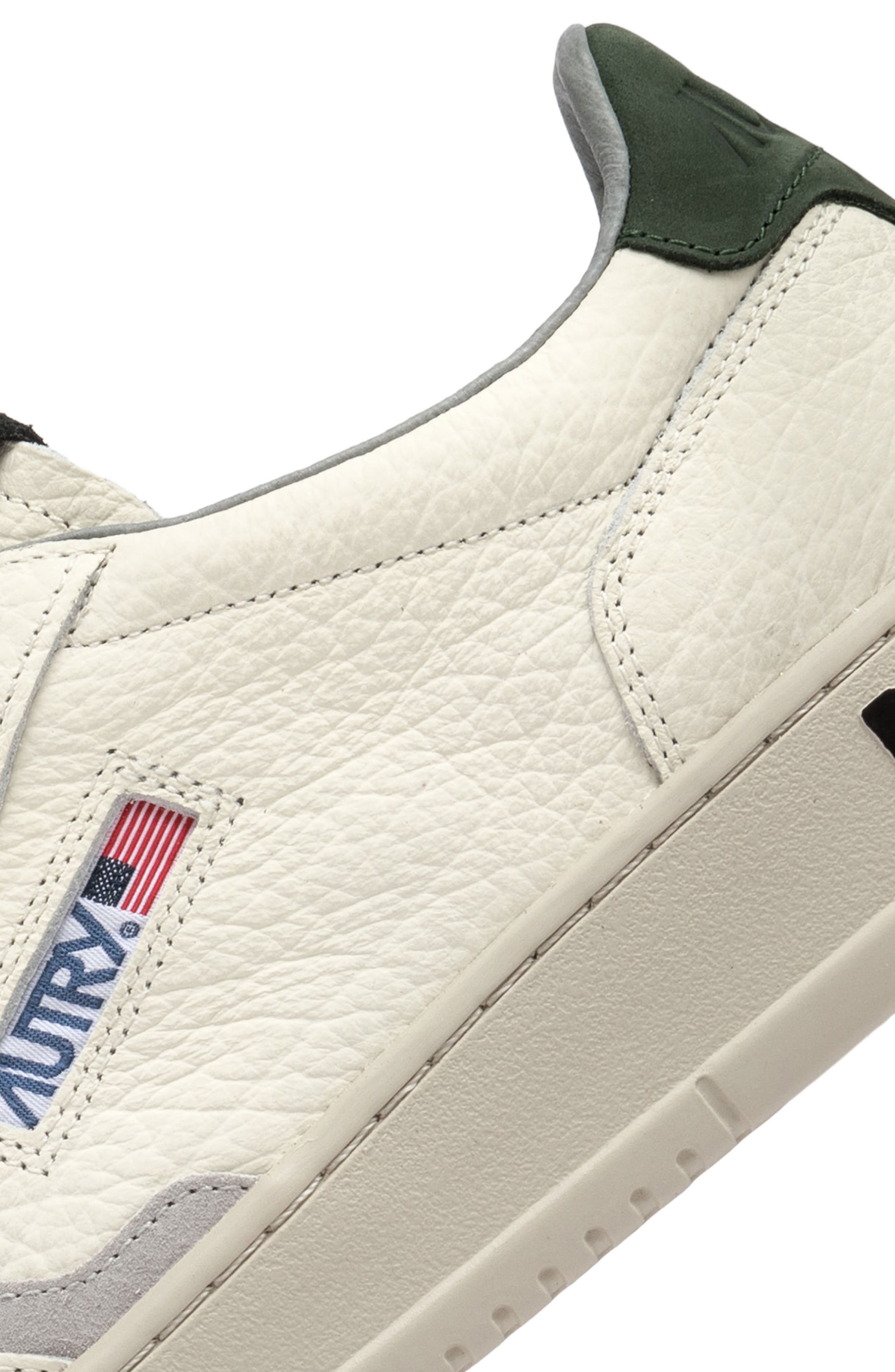 AUTRY Medalist Low Sneaker in Nbk/ele/suede Mnt/loft at Nordstrom - 6