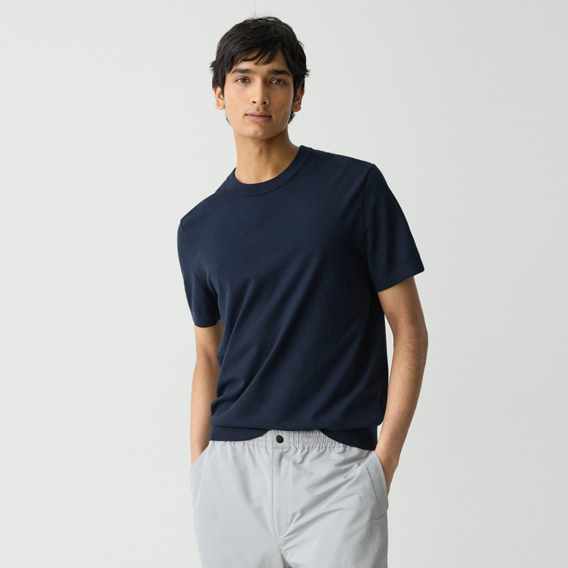 Soris Tee in Light Bilen 2