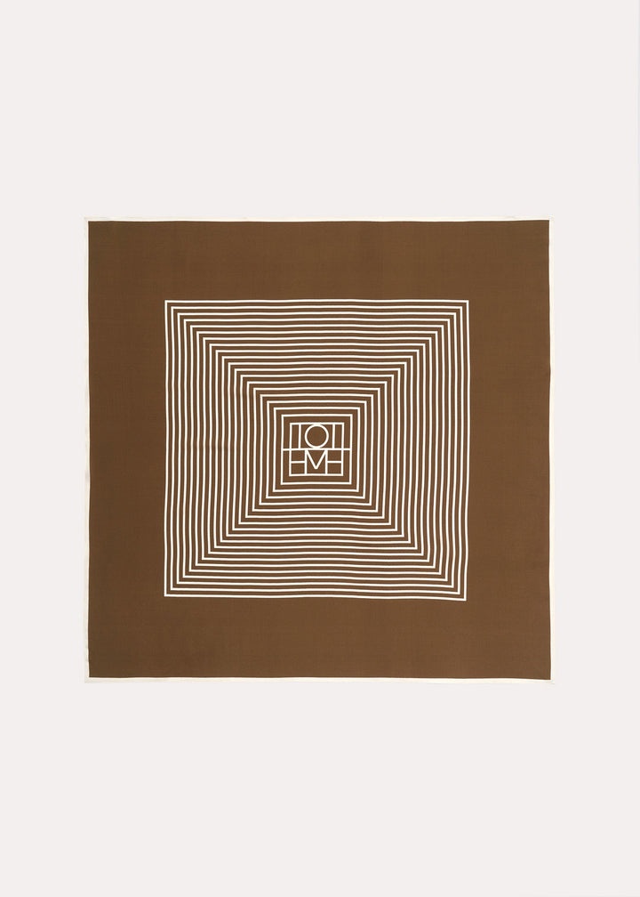 Centered monogram silk scarf mocha/vanilla - 1