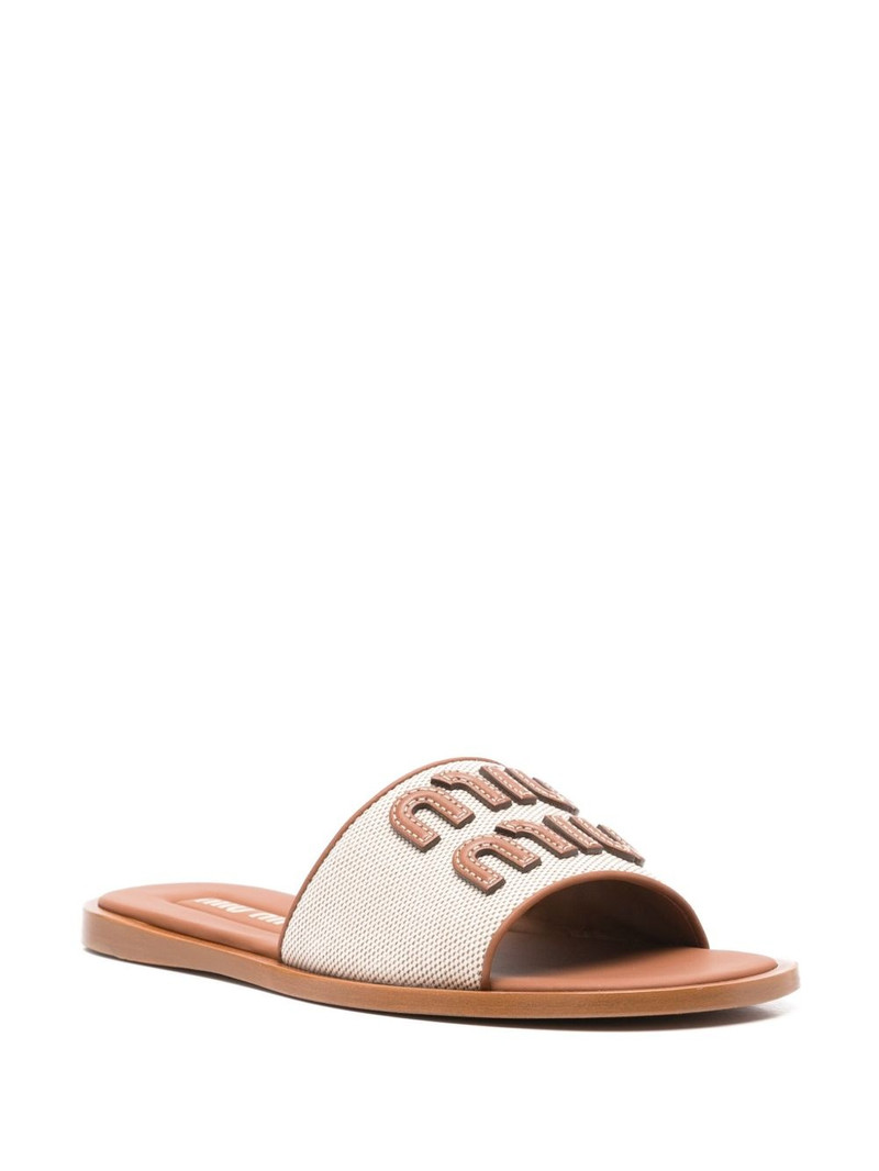Miu Miu appliqué-logo slides outlook