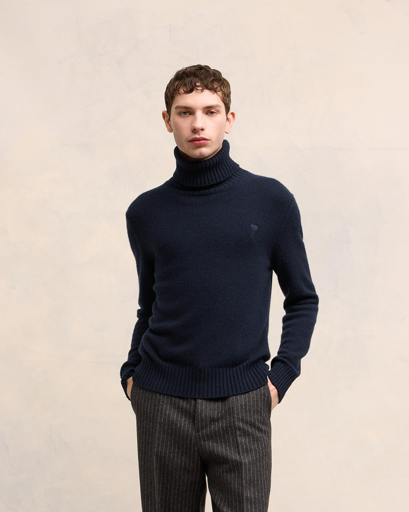 AMI Paris CASHMERE AMI DE COEUR TURTLE NECK SWEATER outlook