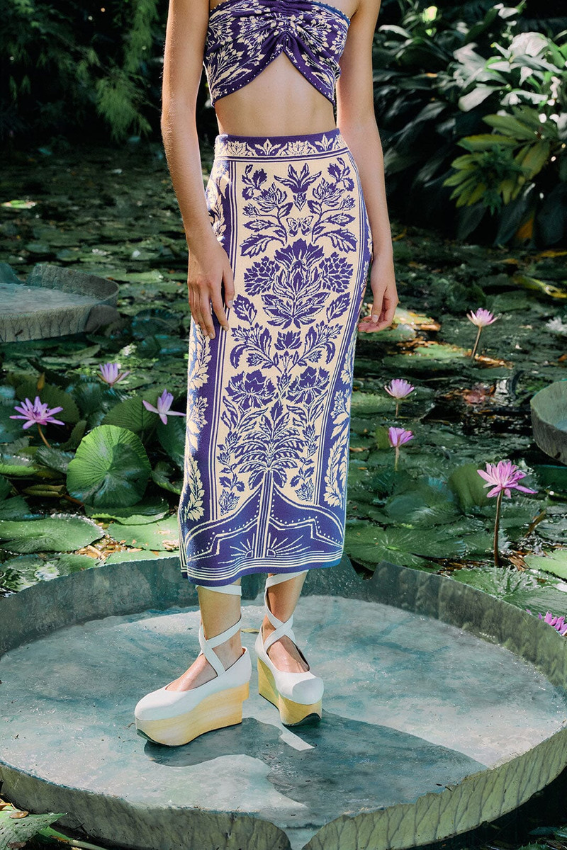 FARM RIO Off-White Delicate Tapestry Knit Skirt outlook